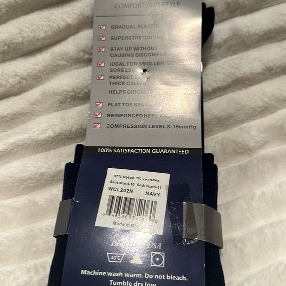 NWT Pair Windsor Collection Blue Gradual Compression style. Extra wide. - Picture 3 of 3